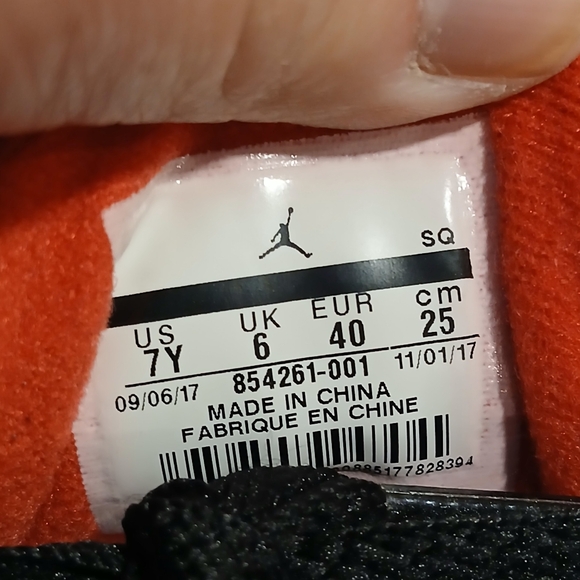 Jordan 3 Retro OG 'Black Cement' Streetwear/Lifestyle Shoes Size 7 Youth… - Picture 8 of 10